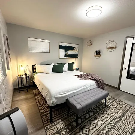 Central Tacoma Homestay With Breakfast Included -Private Room- Room photo