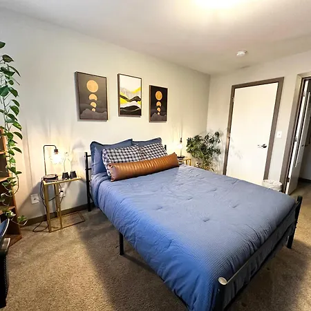 Central Tacoma Homestay With Breakfast Included -Private Room- Room photo