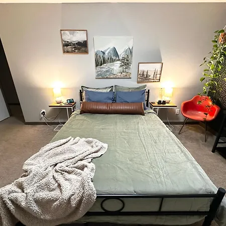 Central Tacoma Homestay With Breakfast Included -Private Room- Room photo